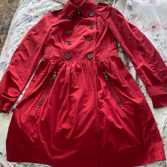 Burberry raincoat - Picture 4 of 14